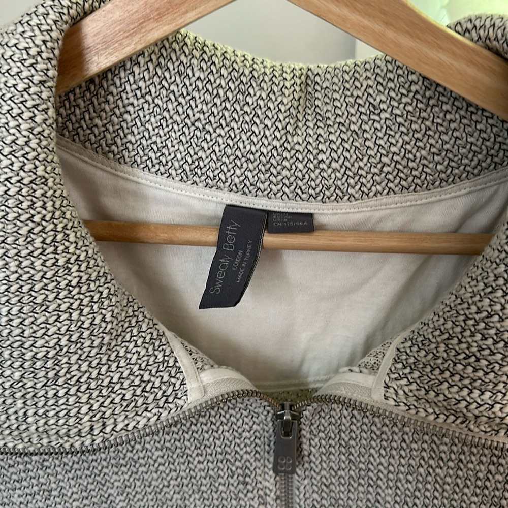 Sweaty Betty Bouclé Half Zip Pullover. Gray. Size 8/M